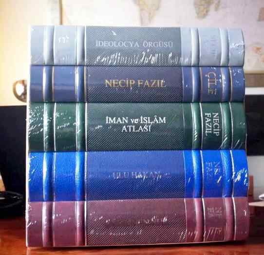 Necip Fazil Kisakurek Seti Deri Ciltli Olarak Basilmis 5 Kitap Ozel Kutulu